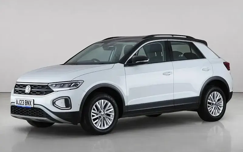 Used VW T-Roc Life 150 HP (110 kW) 2025 SUV