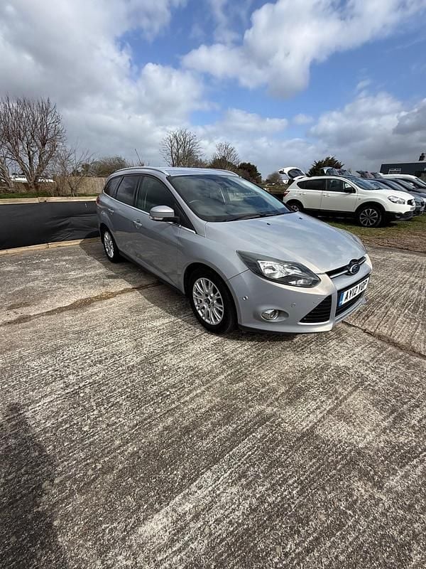 Used Ford Focus Titanium 136 HP (100 kW) 2012 Silver Estate