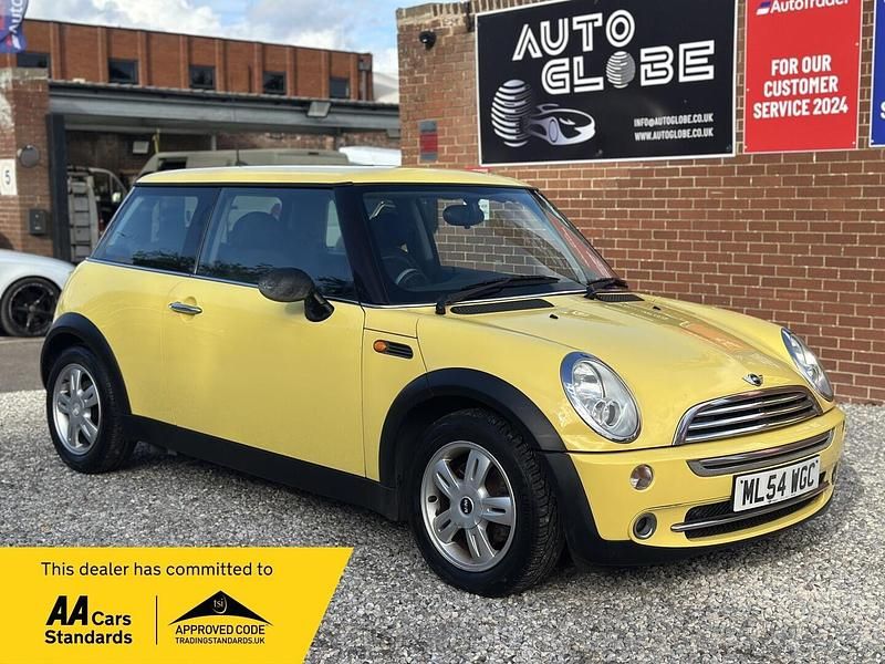 Yellow Used 2004 Mini ONE Hatch Hatchback | £2,490 (Fair price) - Image 1/3