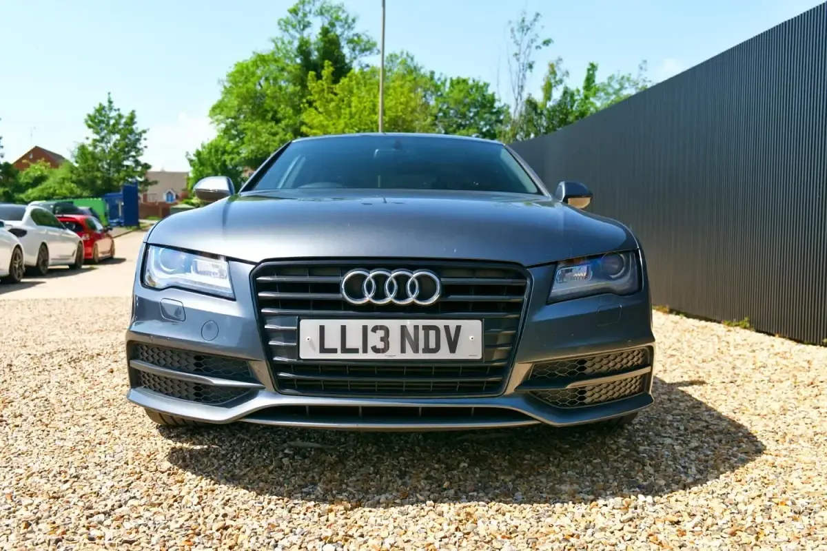 Used Audi A7 Sportback Design 313 HP (230 kW) 2013 Grey Hatchback