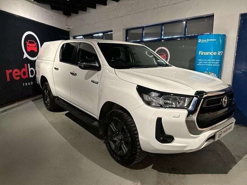 Used Toyota HiLux 150 HP (110 kW) 2022 White Pickup