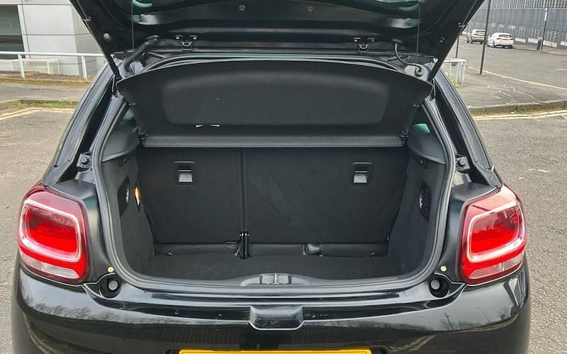 Usado DS Automobiles DS3 Crossback 110 HP (80 kW) 2019 SUV