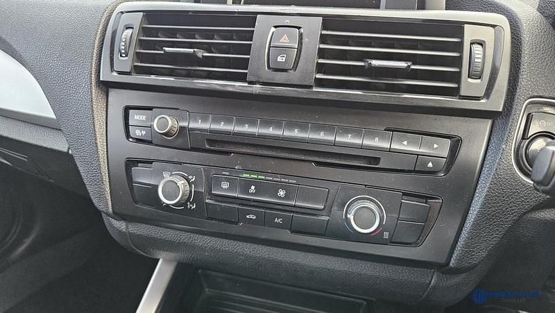 Used BMW 118 Comfort Edition 143 HP (105 kW) 2012 White Hatchback