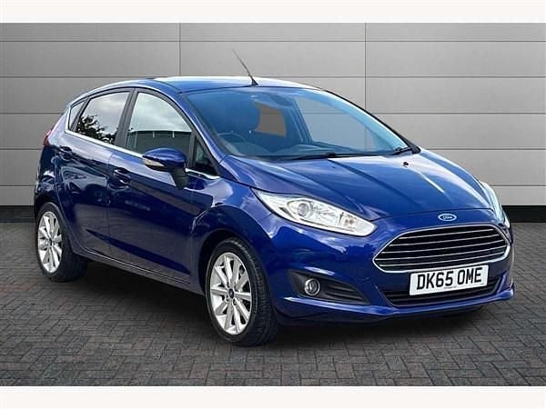 Blue Used 2015 Ford Fiesta Titanium Hatchback | £6,890 (Fair price) - Image 1/2