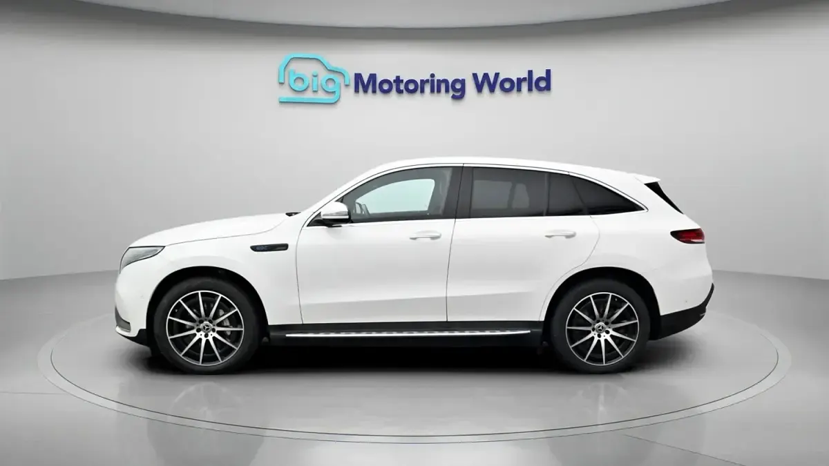 Usado Mercedes EQC400 AMG line 300 kW (408 CV) 2021 Blanco SUV