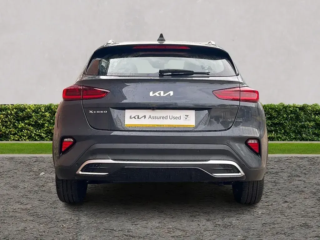 New Kia XCeed 2026 Grey SUV