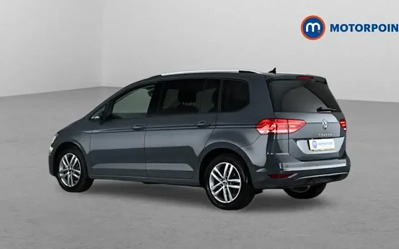 Used VW Touran Match 150 HP (110 kW) 2025 Grey MPV