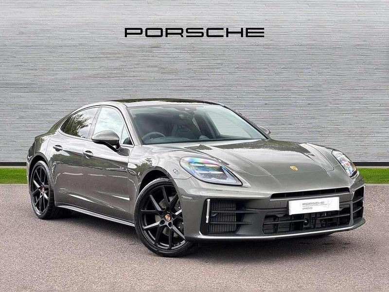 Green New 2025 Porsche Panamera Sedan | £97,899 (Good price) - Image 1/4