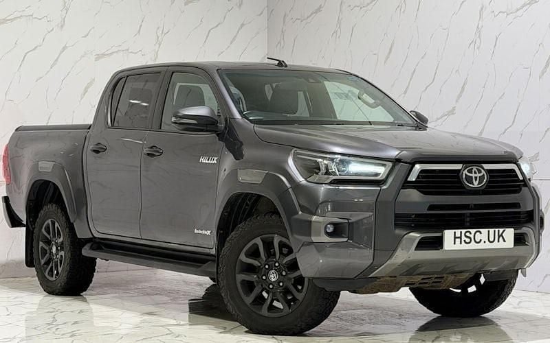 Used Toyota HiLux 204 HP (150 kW) 2024 Pickup