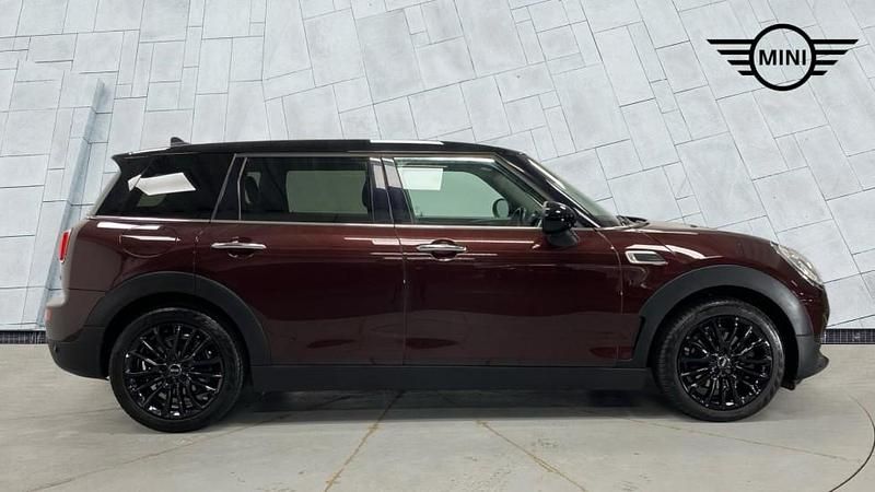 Usado Mini Cooper Clubman Classic 134 CV (98 kW) 2018 Rojo Familiar