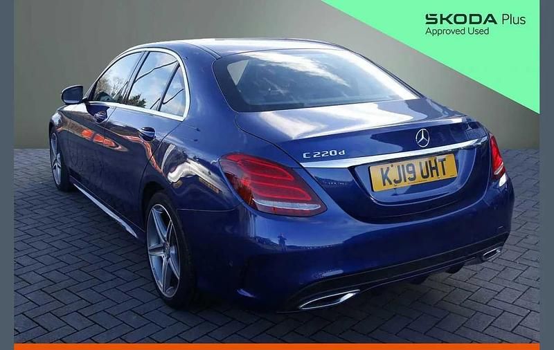 Used Mercedes C220 AMG line 168 HP (123 kW) 2019 Blue Sedan