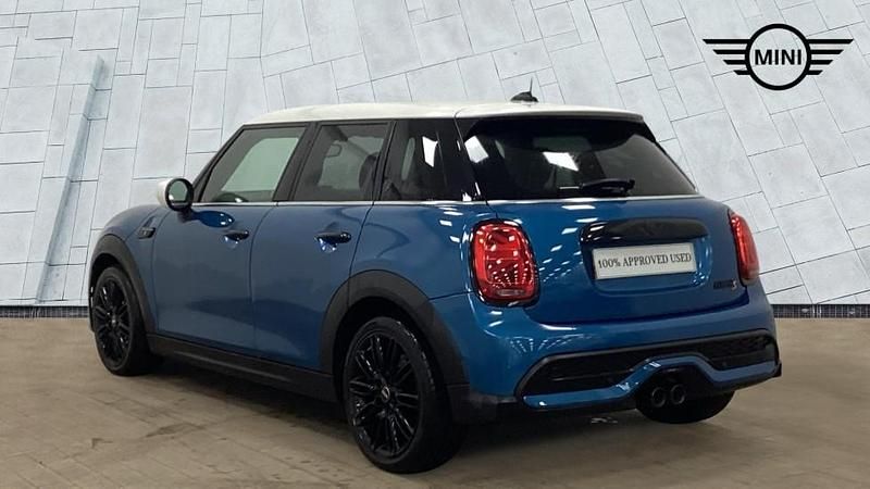 Used Mini Cooper S Exclusive 176 HP (129 kW) 2024 Blue Hatchback