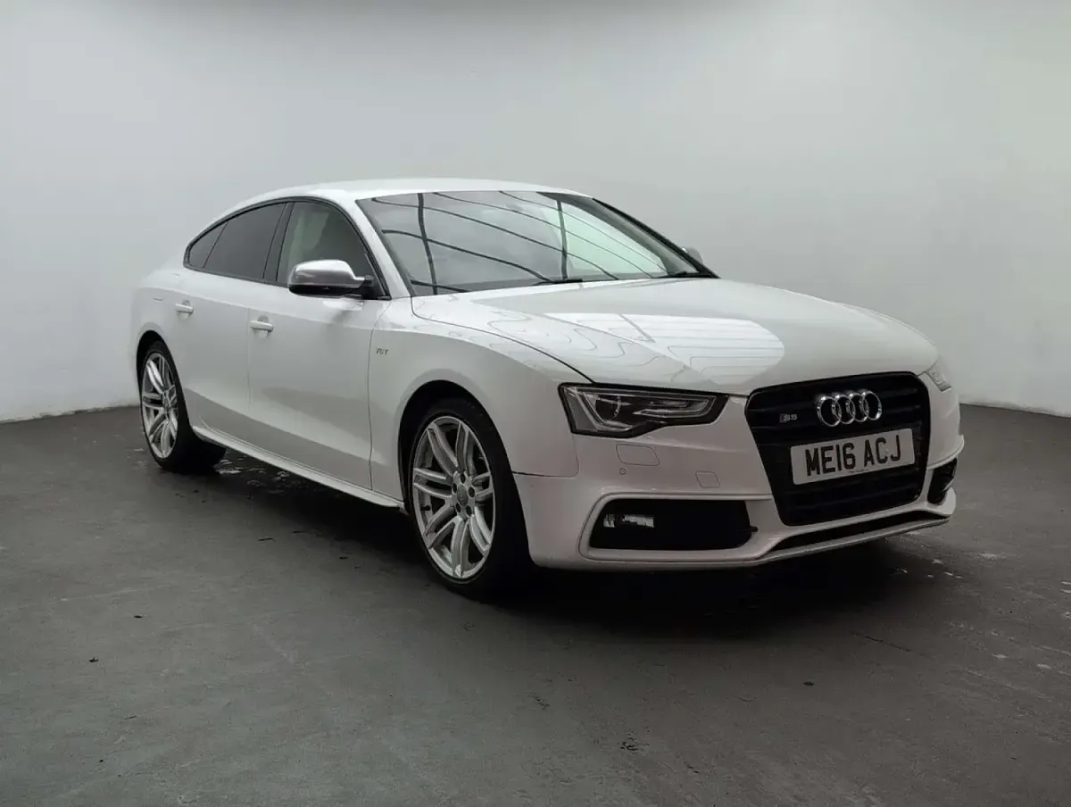 Used Audi A5 Black Edition 272 HP (200 kW) 2016 White Coupe