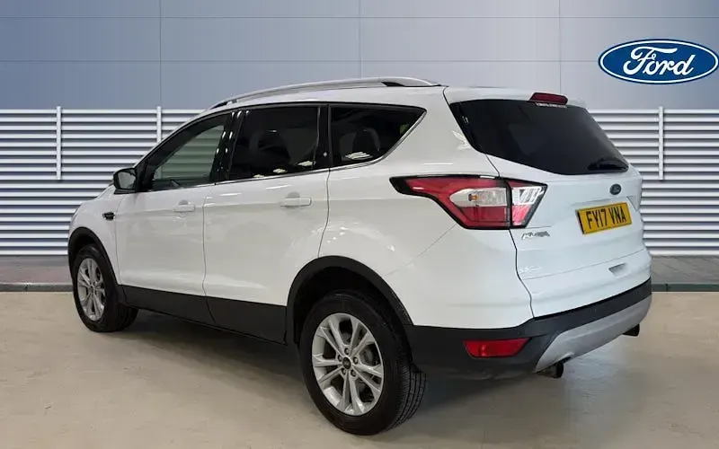 Used Ford Kuga Titanium 150 HP (110 kW) 2017 White SUV