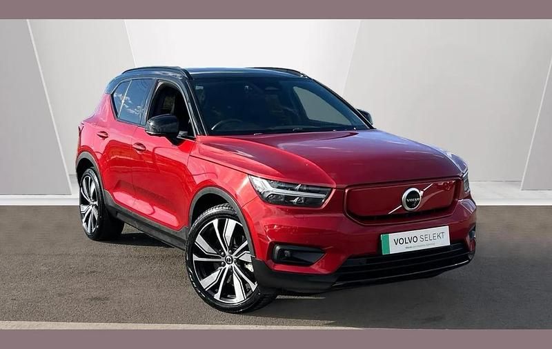 Red Used 2021 Volvo XC40 SUV | £25,450 (Fair price) - Image 1/4