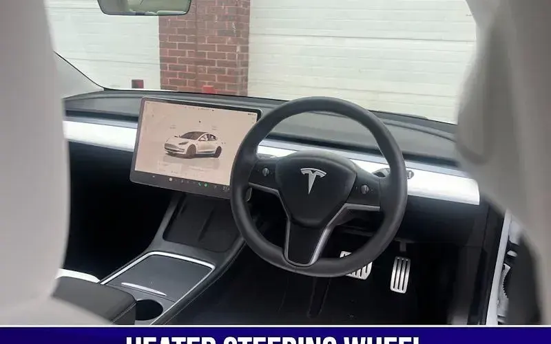 Used Tesla Model 3 Performance 334 kW (455 HP) 2023 White Sedan