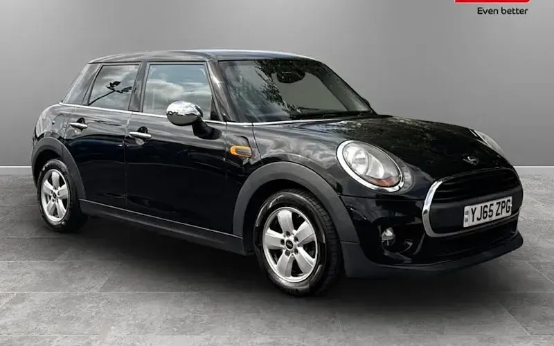 Used Mini ONE Hatch 102 HP (75 kW) 2017 Hatchback