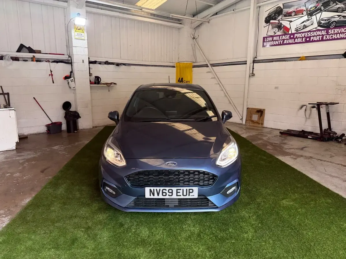 Used Ford Fiesta ST-Line 100 HP (73 kW) 2019 Blue Hatchback