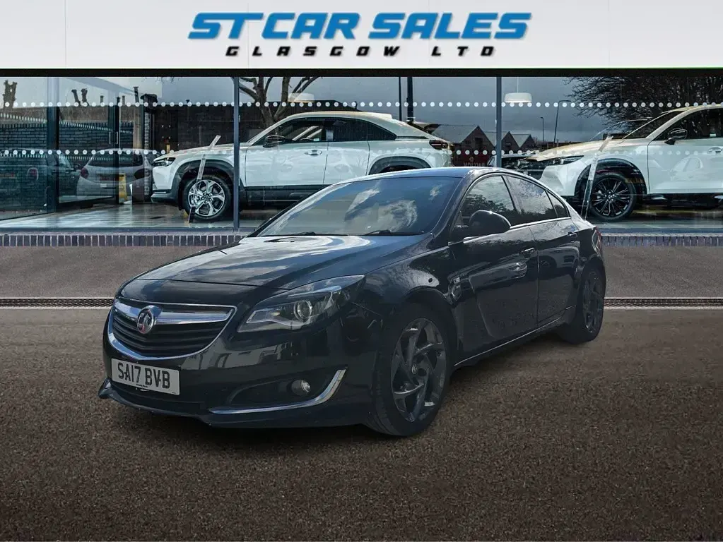 Used Vauxhall Insignia SRi 136 HP (100 kW) 2017 Black Hatchback