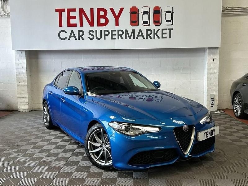 Blue Used 2018 Alfa Romeo Giulia Saloon Veloce Sedan | £17,295 (Good price) - Image 1/3