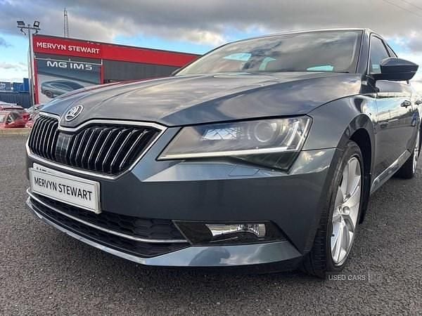 Used Skoda Superb SE L Executive 220 HP (161 kW) 2016 Grey Hatchback
