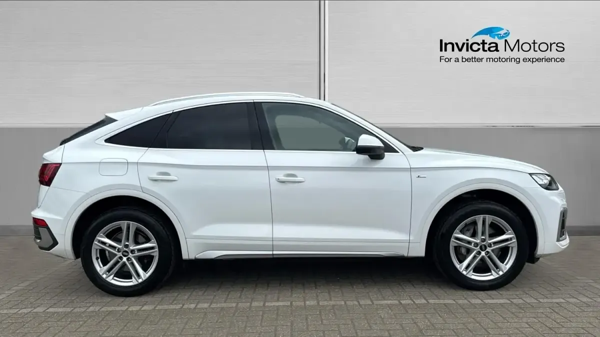 Usado Audi Q5 Comfort 299 HP (219 kW) 2021 Branco SUV