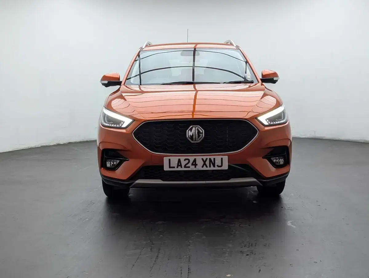 Used MG ZS Exclusive 111 HP (81 kW) 2024 Orange SUV