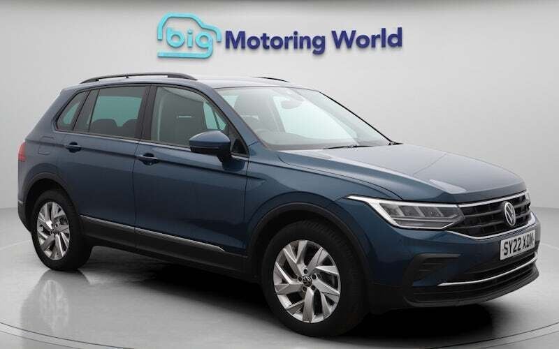 Used 2024 VW Tiguan Life SUV | £18,500 (Super price) - Image 1/4