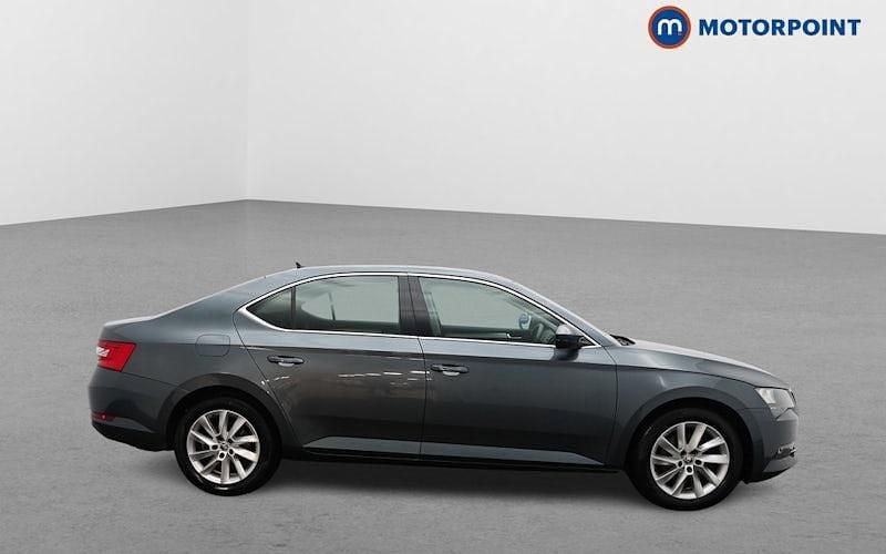 Grey Used 2019 Skoda Superb SE Hatchback | £12,949 (Good price) - Image 1/4