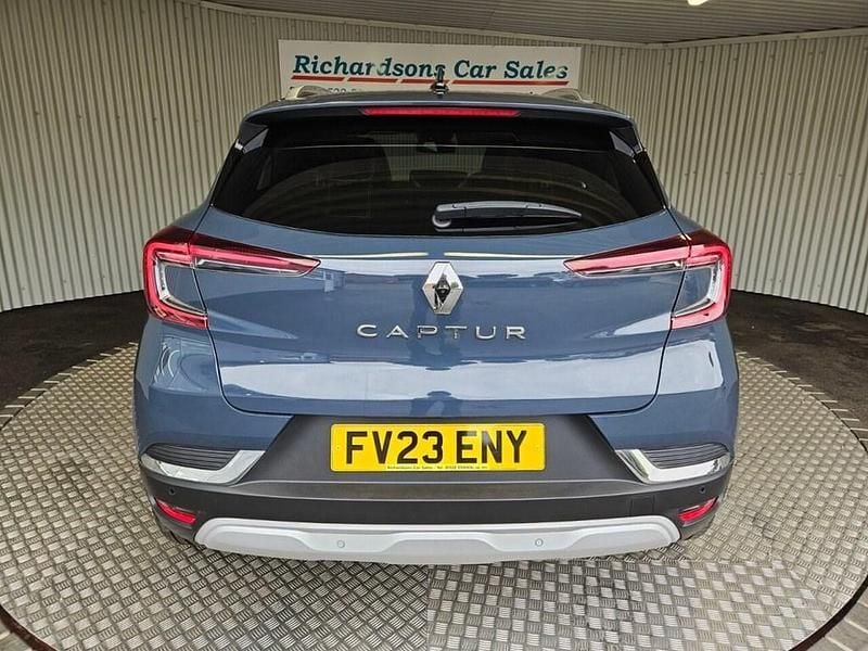 Used Renault Captur Techno 140 HP (102 kW) 2023 Blue SUV