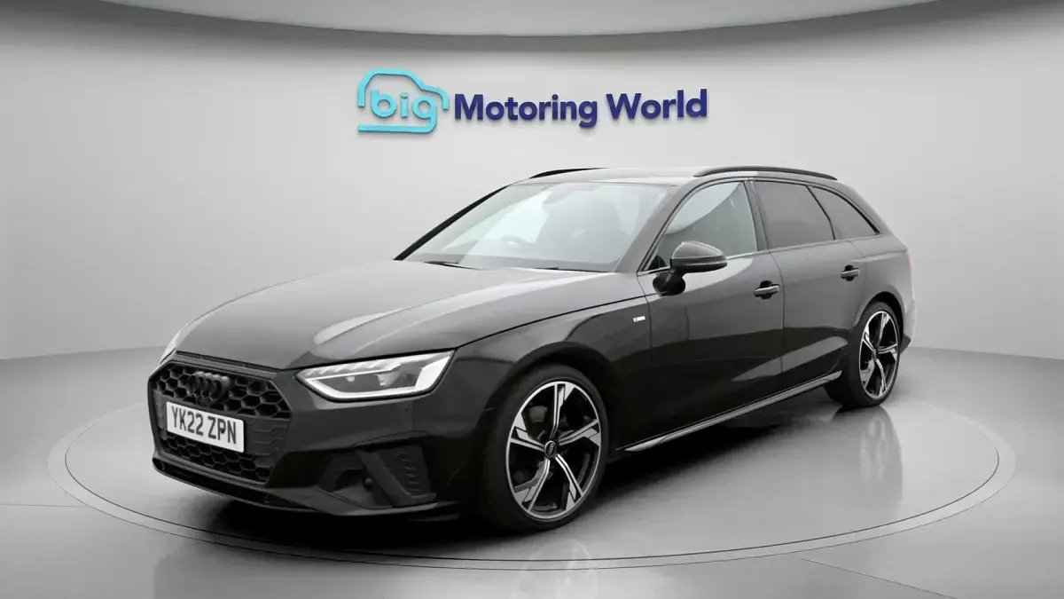 Used Audi A4 Black Edition 148 HP (108 kW) 2022 Black Estate