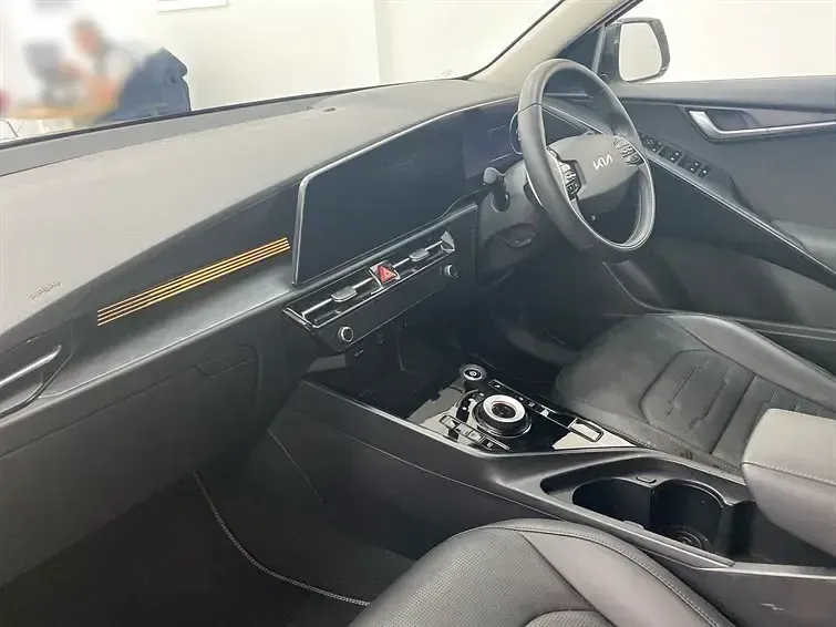 Used Kia Niro 150 kW (204 HP) 2024 Grey SUV