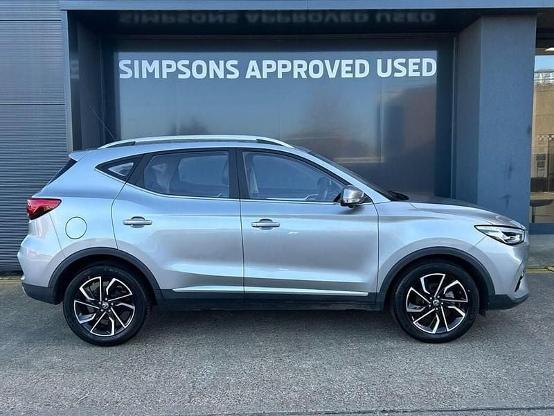 Used MG MG3 106 HP (77 kW) 2022 Silver Hatchback