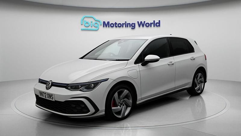 Used VW Golf VIII GTE 242 HP (177 kW) 2022 White Hatchback