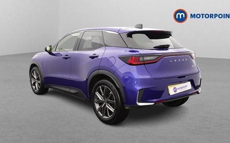 Used Lexus LBX 136 HP (100 kW) 2025 Blue SUV