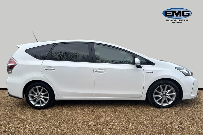Used Toyota Prius+ Plus 136 HP (100 kW) 2020 White MPV