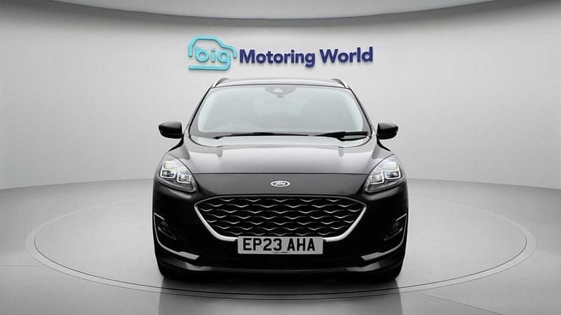 Used Ford Kuga Vignale 190 HP (139 kW) 2023 Black SUV