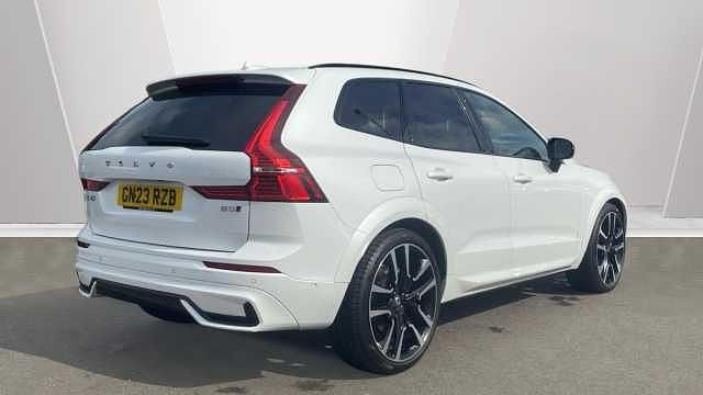 Used Volvo XC60 Ultimate 247 HP (181 kW) 2024 SUV
