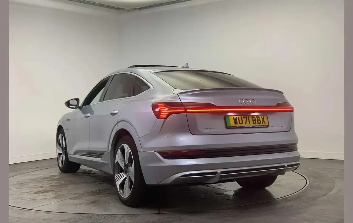 Used Audi e-tron Sportback S-Line 300 kW (408 HP) 2021 Silver SUV