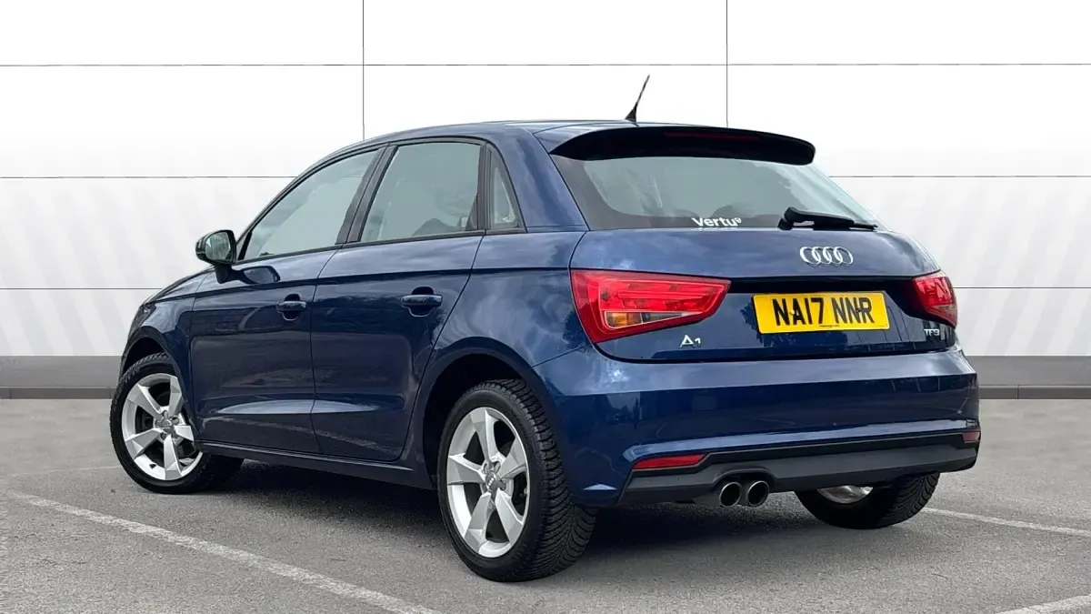 Usado Audi A1 Sport 125 CV (91 kW) 2017 Azul Utilitario
