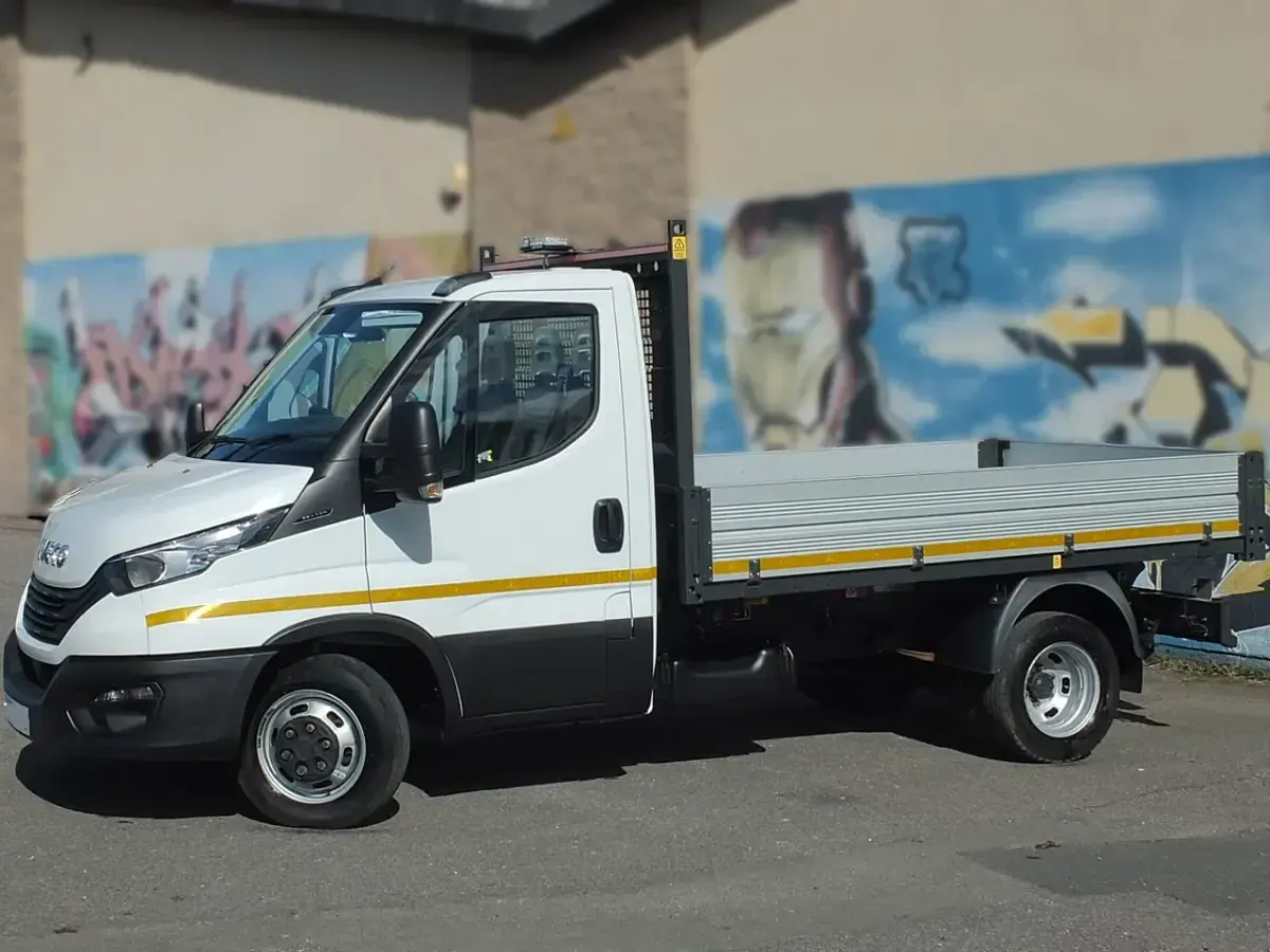 Used Iveco Daily 136 HP (100 kW) 2023 White