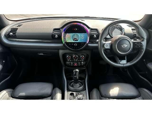 Image 4/4