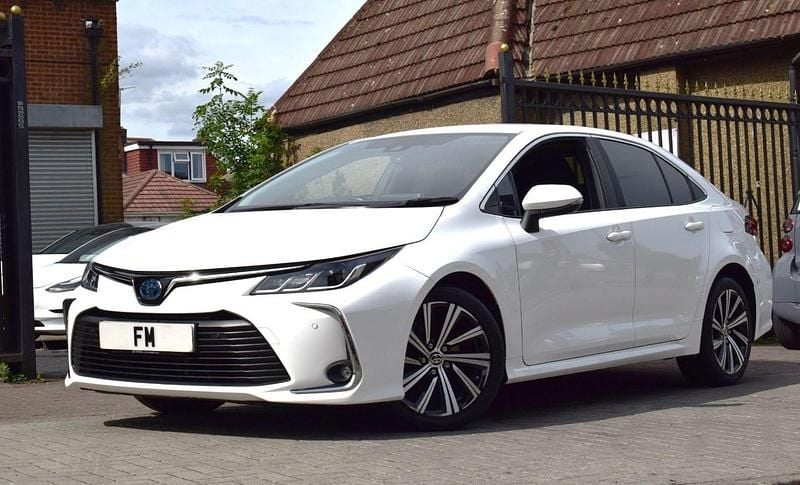 White Used 2022 Toyota Corolla Design Sedan | £17,250 (A bit pricey) - Image 1/3