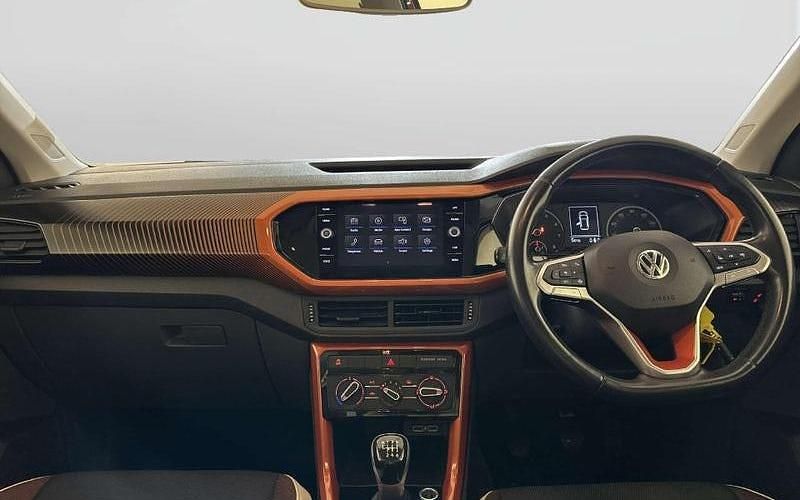 Used VW T-Cross SE 116 HP (85 kW) 2020 SUV