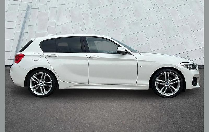 Used BMW 120 M Sport 187 HP (137 kW) 2017 White Hatchback