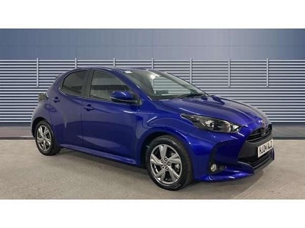 Used 2024 Toyota Yaris Hatchback | £17,430 (Good price) - Image 1/4