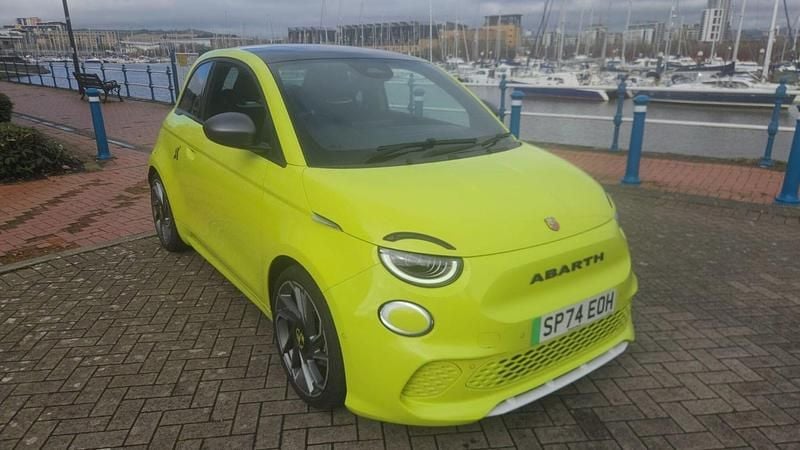 Used Abarth 500e Turismo 114 kW (155 HP) 2024 Green Hatchback