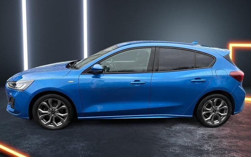 Used Ford Focus ST-Line 125 HP (91 kW) 2023 Hatchback