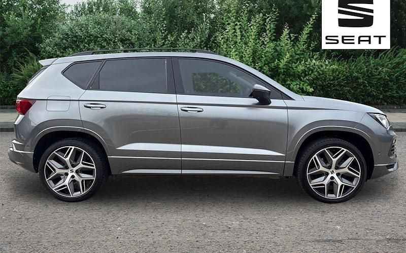 Begagnad Seat Ateca FR Sport 150 HK (110 kW) 2023 Grå SUV