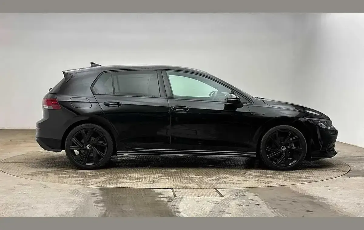Used VW Golf VIII Black Edition 147 HP (108 kW) 2024 Black Hatchback